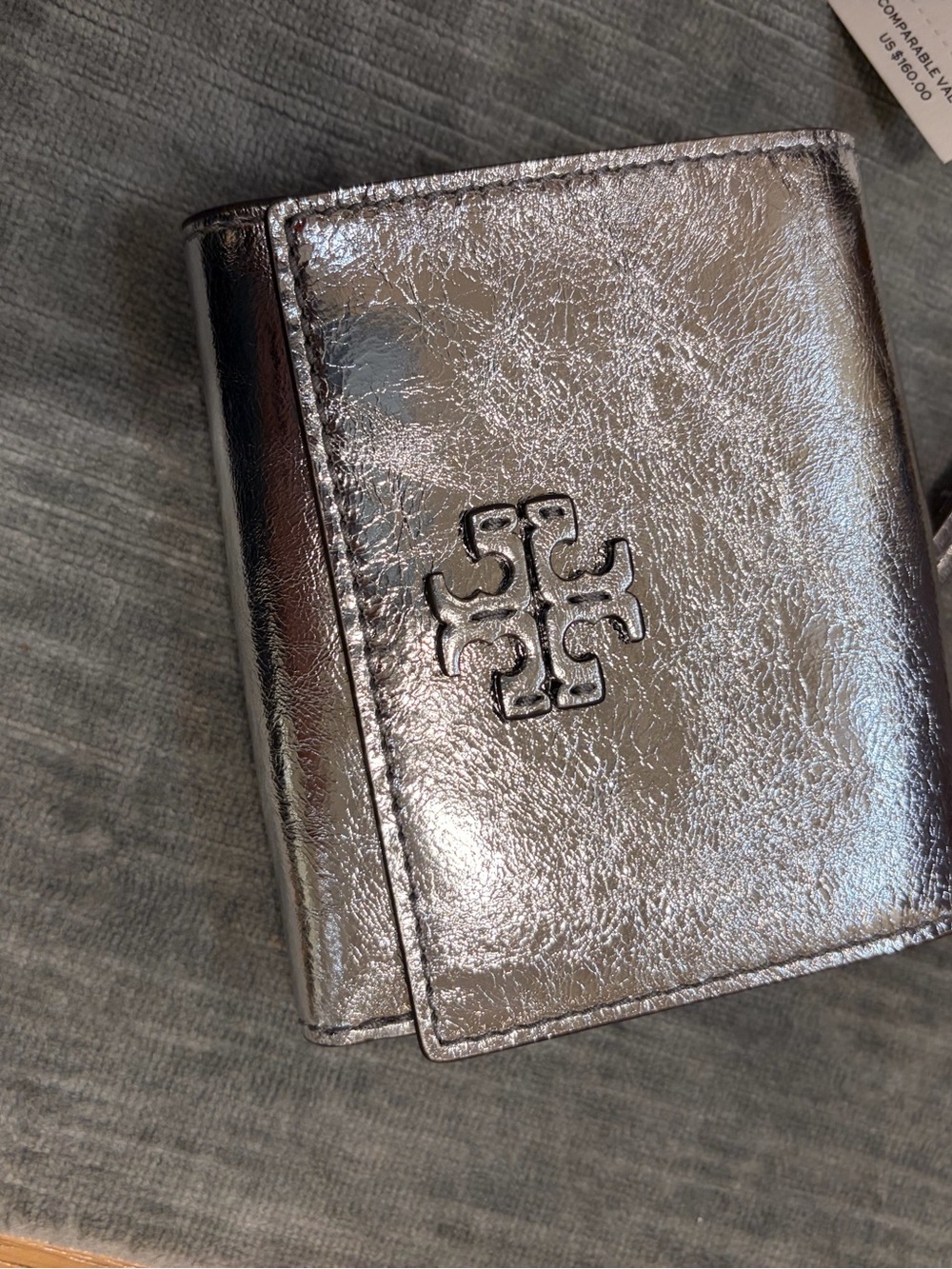 Tory Burch Metallic Silver Compact Wallet Thea new with tag(limited time sale)